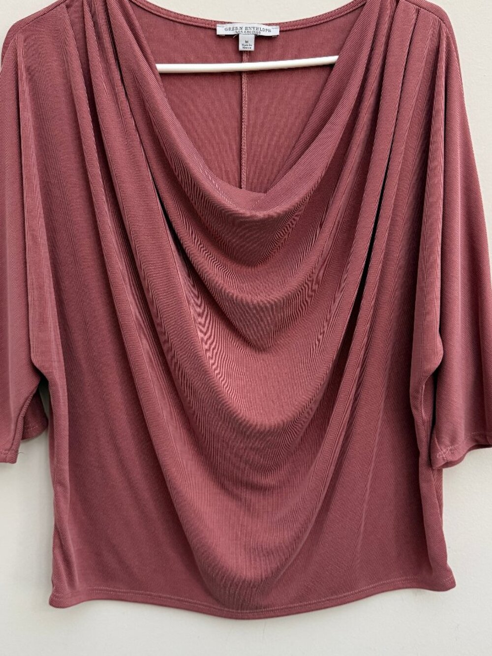 Mauve Color Dressy Shirt Relaxed Fit Ribbed Fabric - Green Envelope Size Medium